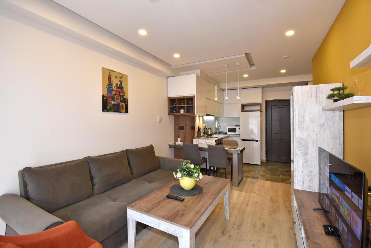 Home4You Apartments On Koghbatsi Yerevan Ngoại thất bức ảnh