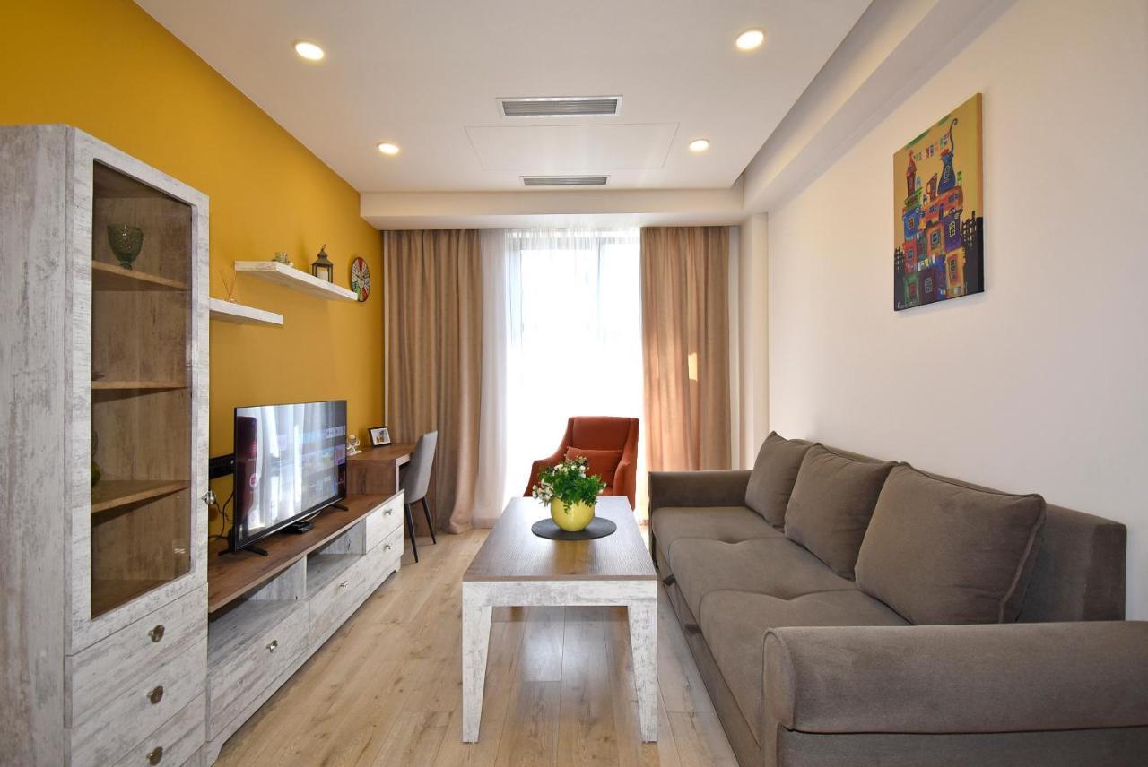 Home4You Apartments On Koghbatsi Yerevan Ngoại thất bức ảnh