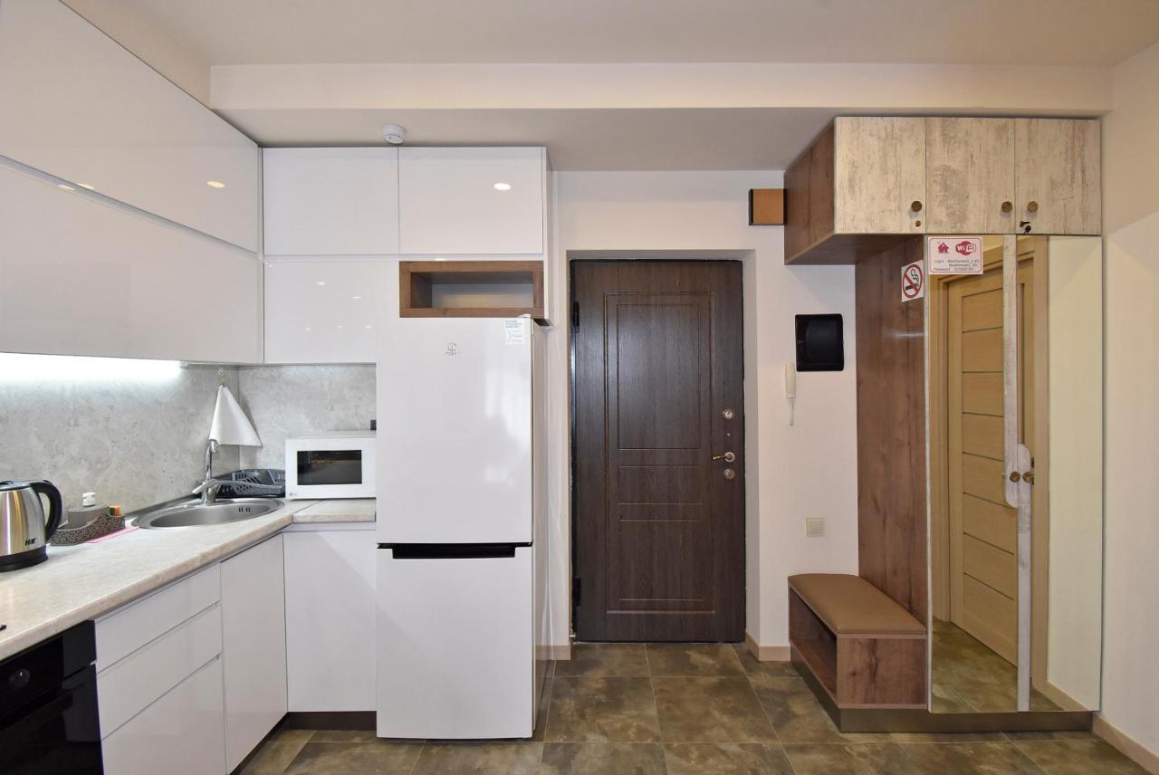 Home4You Apartments On Koghbatsi Yerevan Ngoại thất bức ảnh
