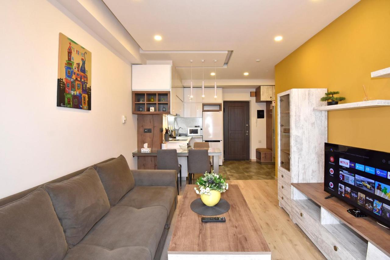 Home4You Apartments On Koghbatsi Yerevan Ngoại thất bức ảnh