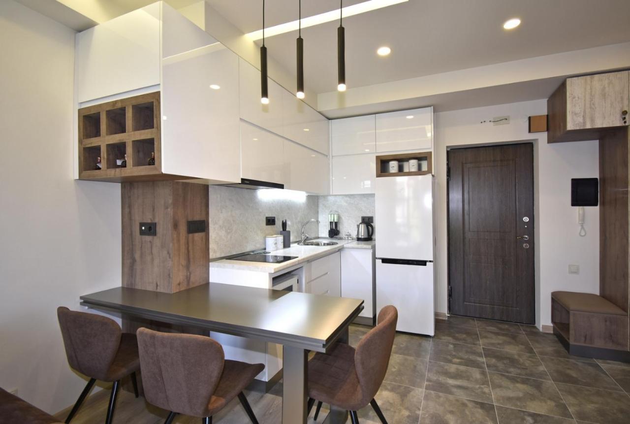 Home4You Apartments On Koghbatsi Yerevan Ngoại thất bức ảnh