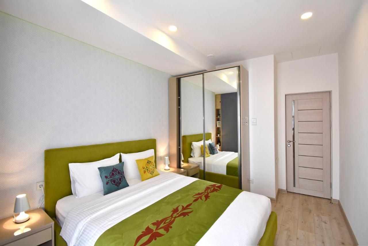 Home4You Apartments On Koghbatsi Yerevan Ngoại thất bức ảnh