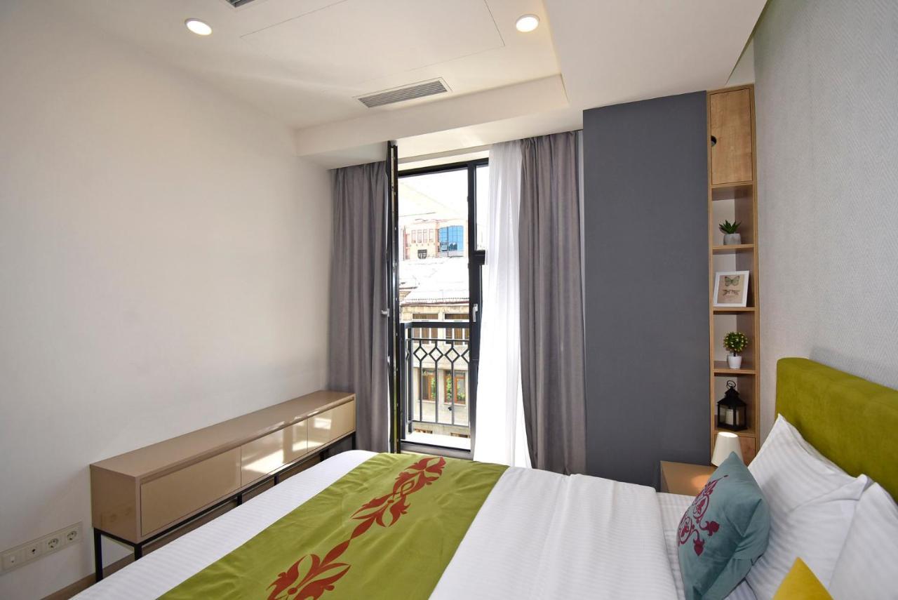Home4You Apartments On Koghbatsi Yerevan Ngoại thất bức ảnh